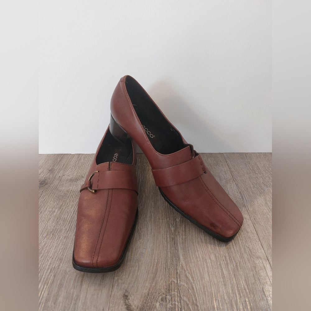 Ecco Women's Block Heel Dress Shoe Size 36